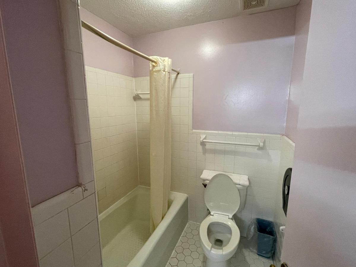 Imperial Motel — photo 16