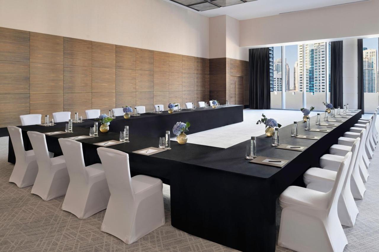 JW Marriott Hotel Marina photo