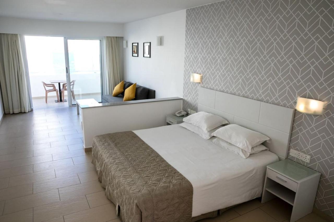 Theo Sunset Bay Hotel photo