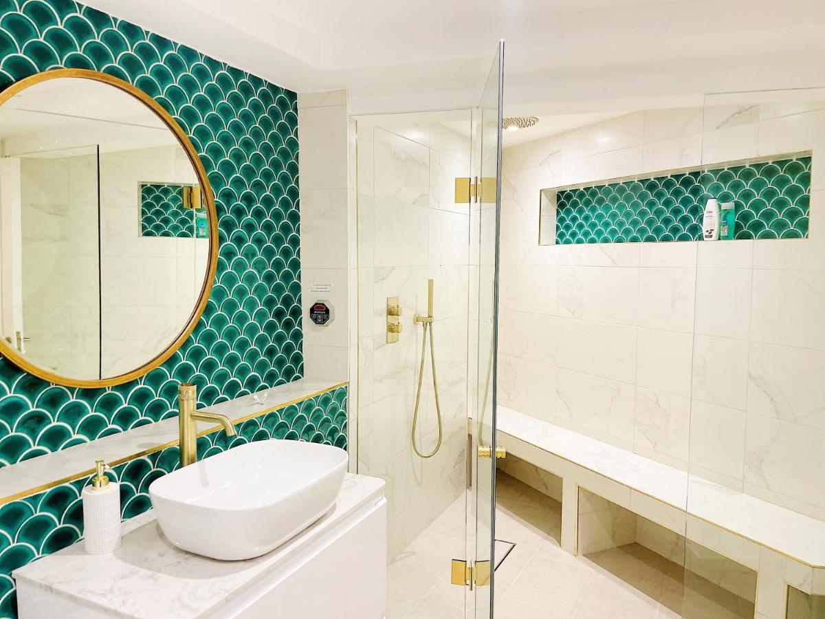 Hidden Retreat with Steam room, KING bed near tube - 3