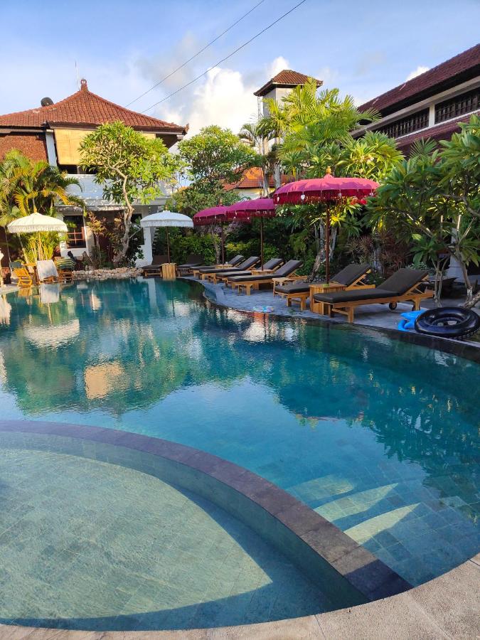 Berlian Inn Kuta Beach - 4