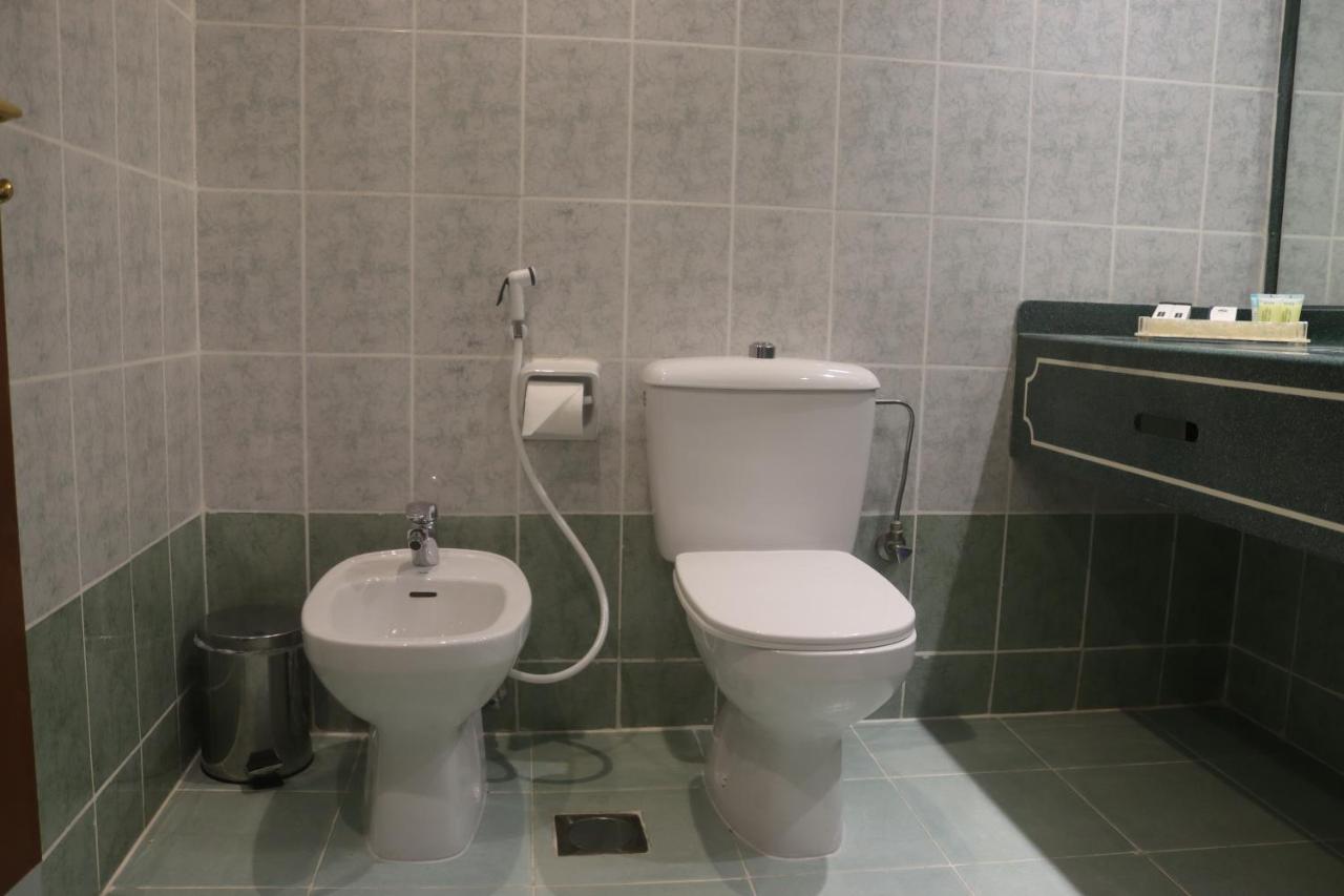 Delmon Hotel photo