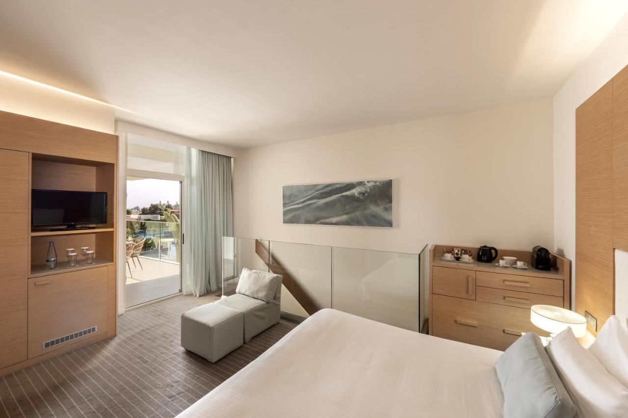 Capo Bay Hotel photo