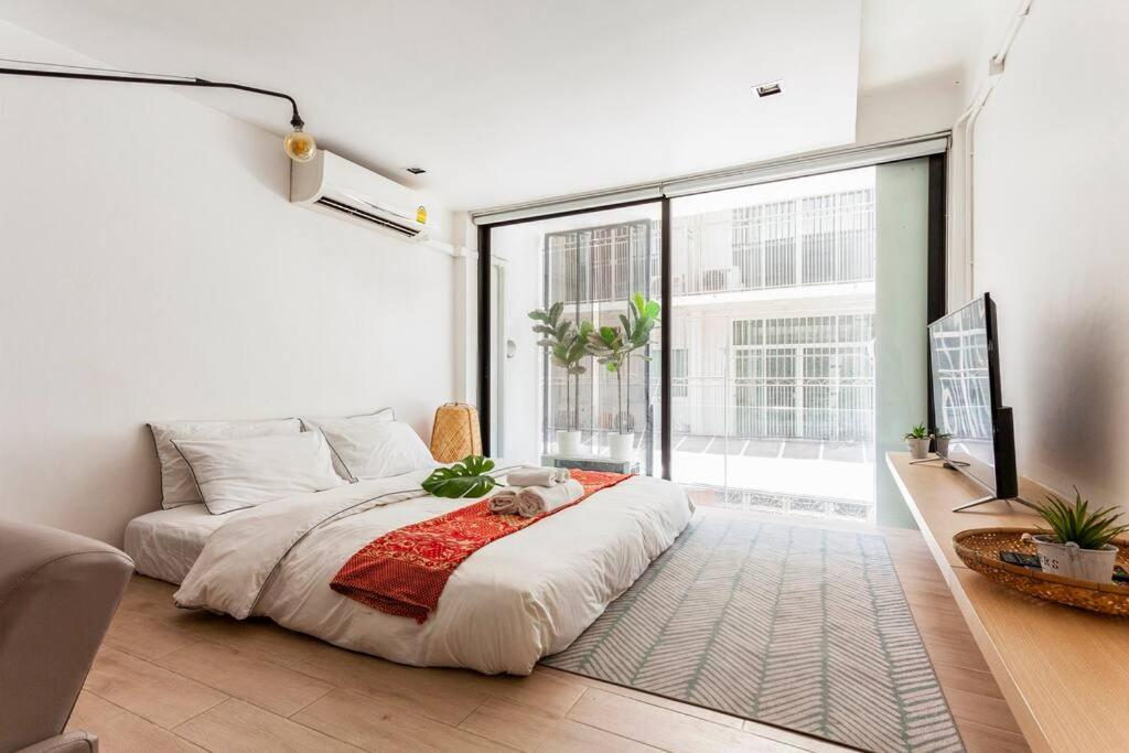 MIQ_5br/Silom Bts,Mrt/Wifi 1000MB/Jacuzzi/16pax - 2