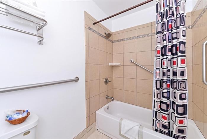 America's Best Inn & Suites — photo 3