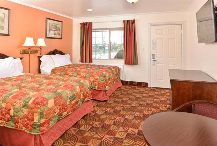 America's Best Inn & Suites — photo 6