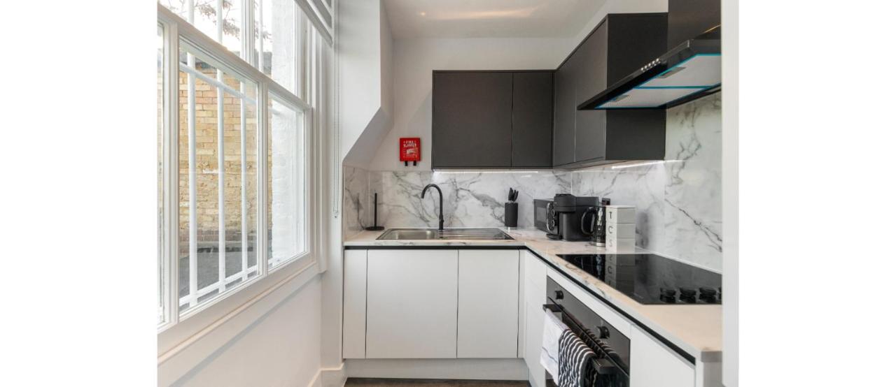 Simplicity meets Warmth: 1-Bed Delight - 5