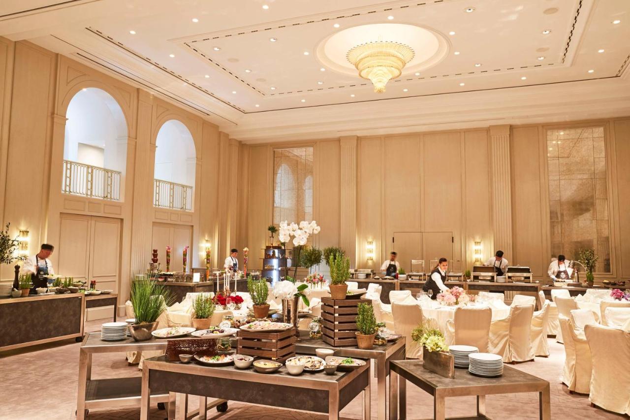 Hotel Adlon Kempinski Berlin photo