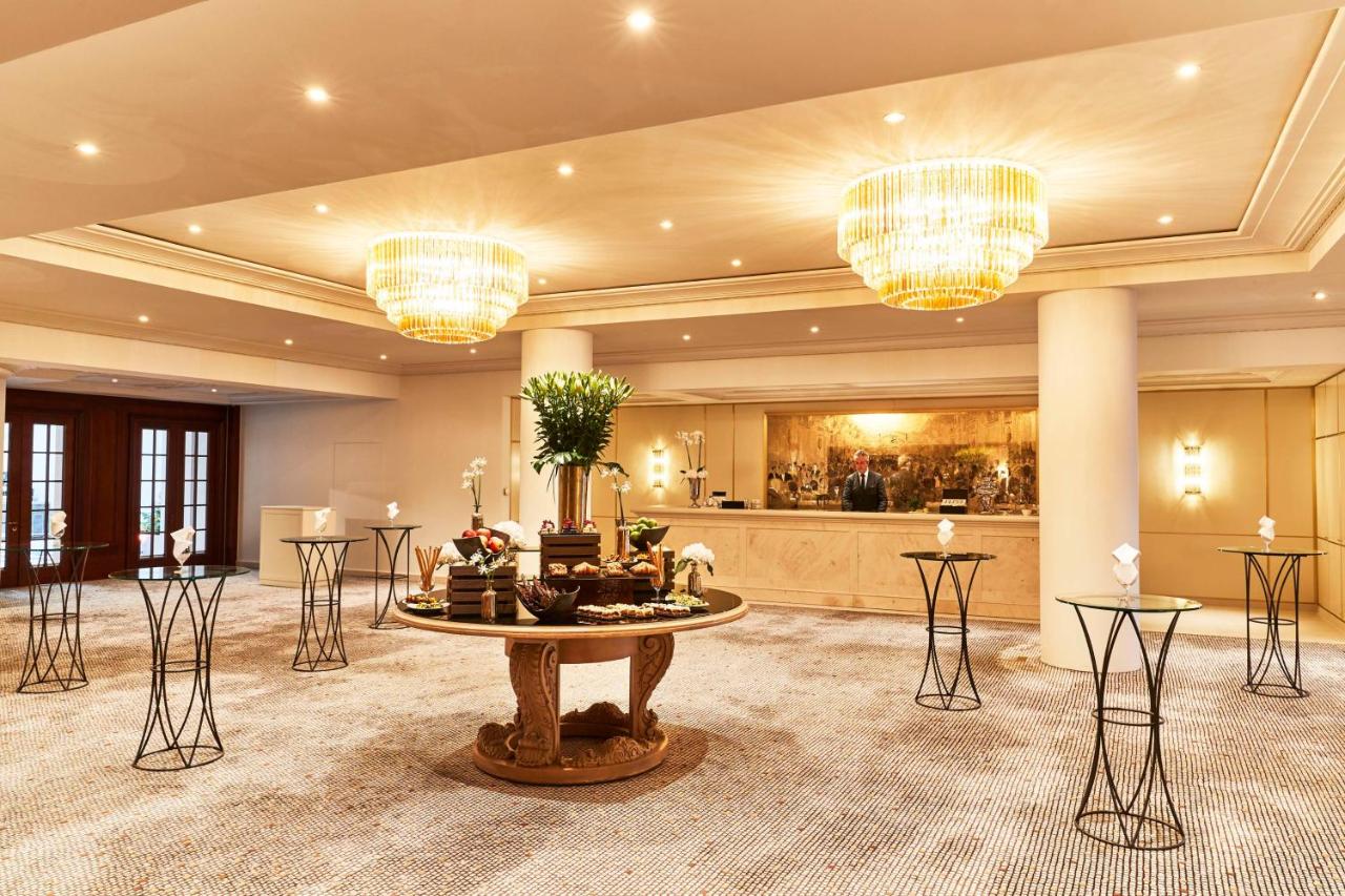 Hotel Adlon Kempinski Berlin photo