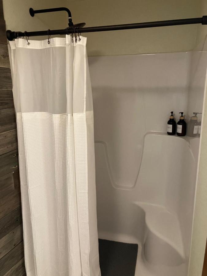 R & R LODGE — photo 17