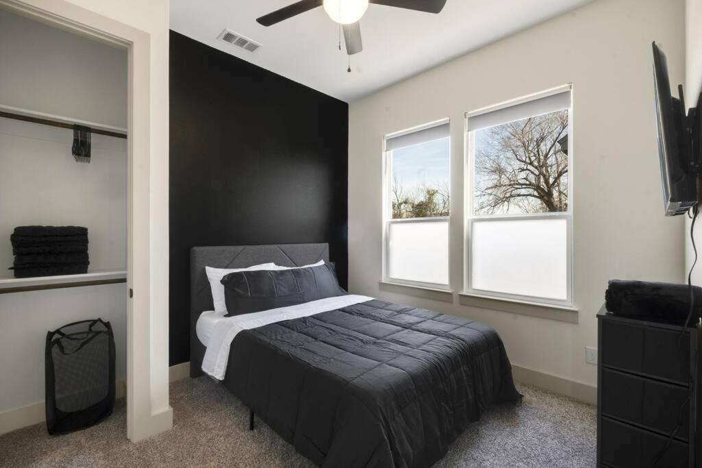 Trinity Suites Downtown Dallas — photo 14