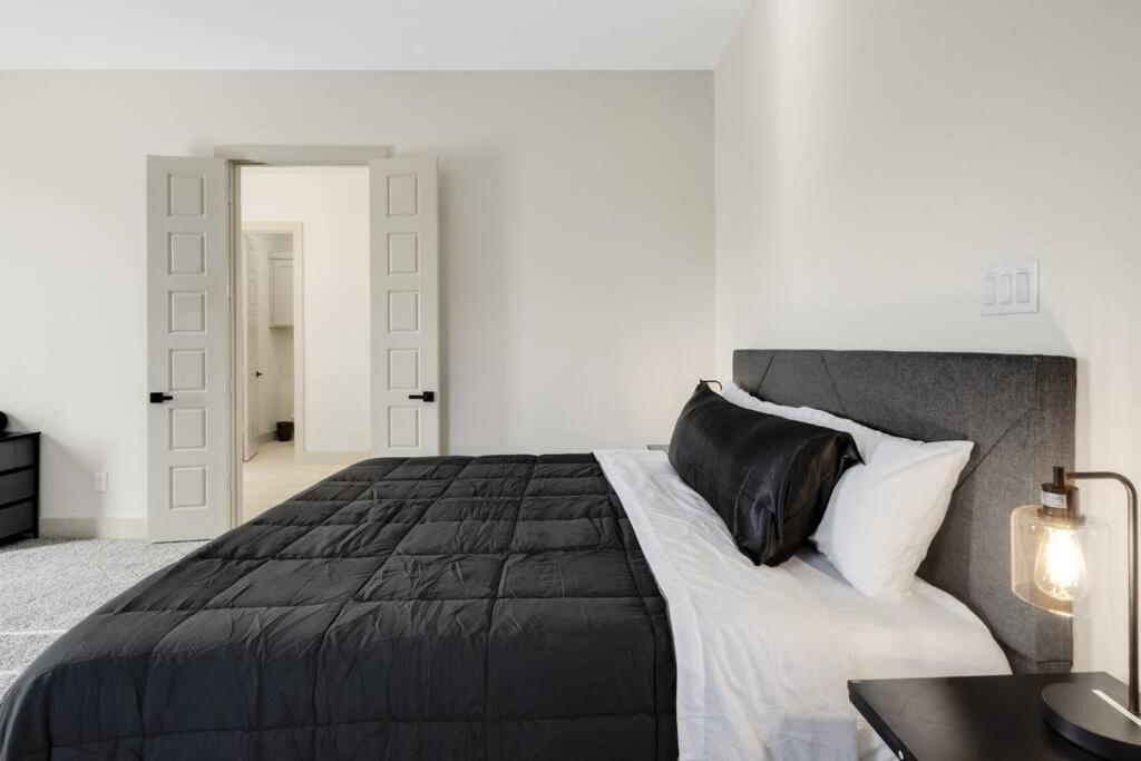 Trinity Suites Downtown Dallas — photo 21