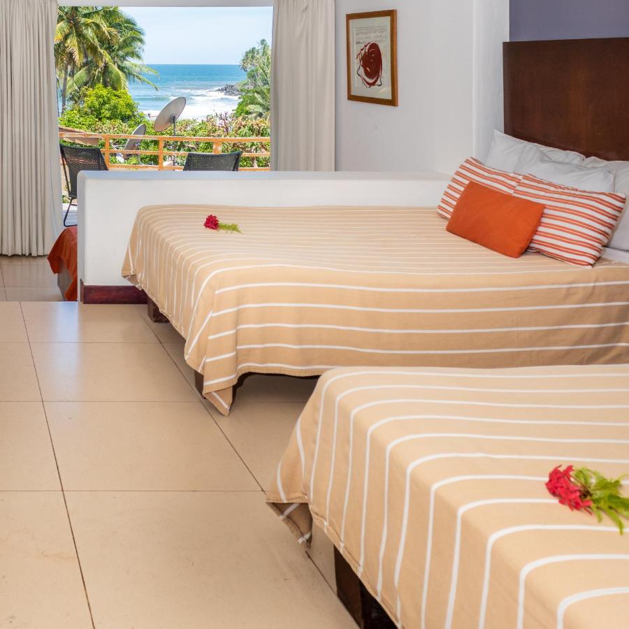 Las Flores Hotel — photo 17