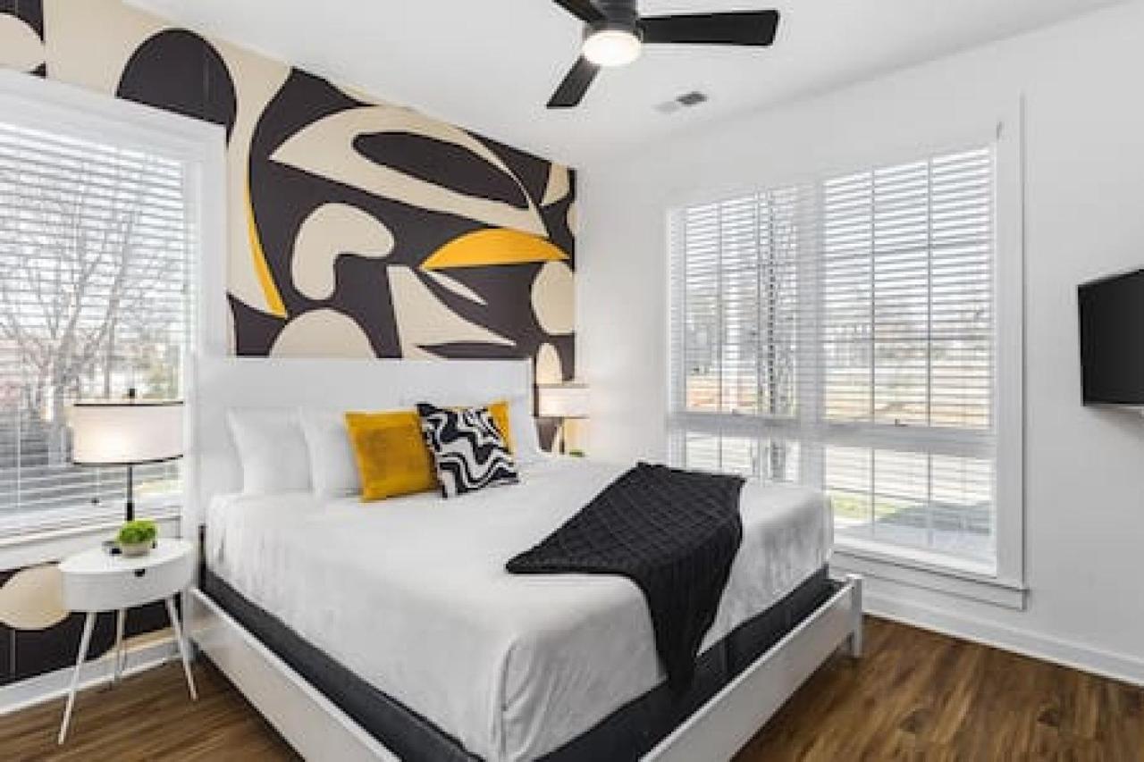 Modern Home with Large Patio plus Rooftop Deck and Garage - 5