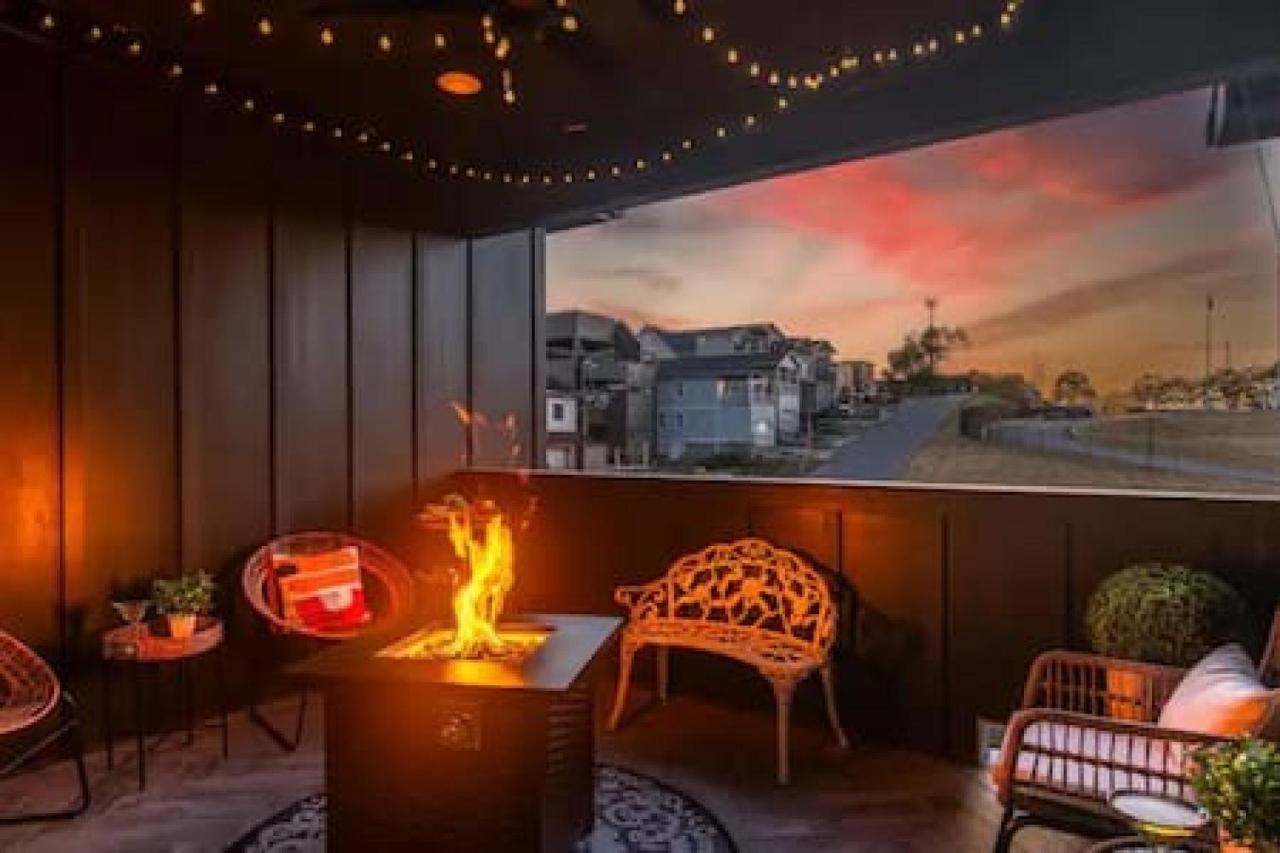 Upscale Home with Patio WALK to 12 South and Belmont - 3