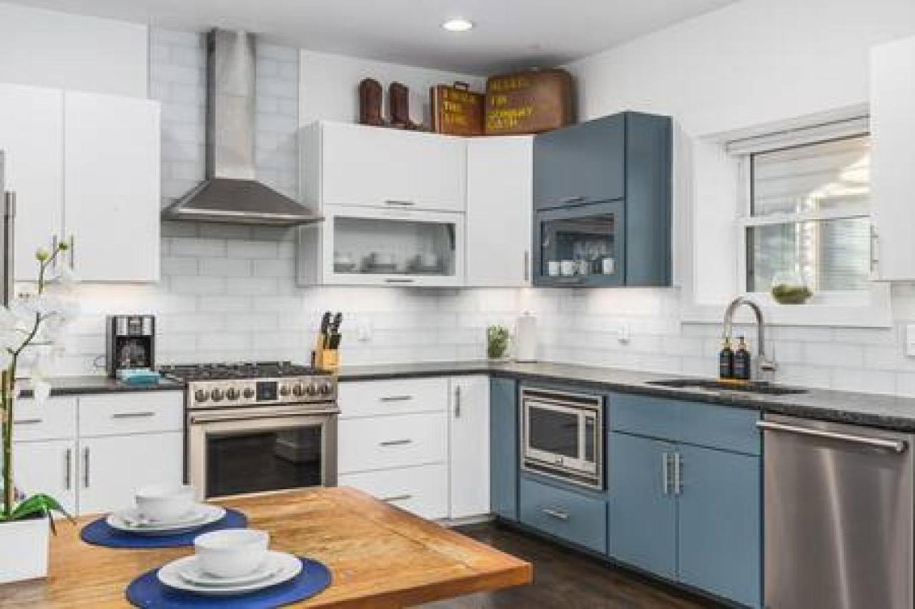 Belmont Retreat walk to Restaurants, Coffee, 12 South - 2