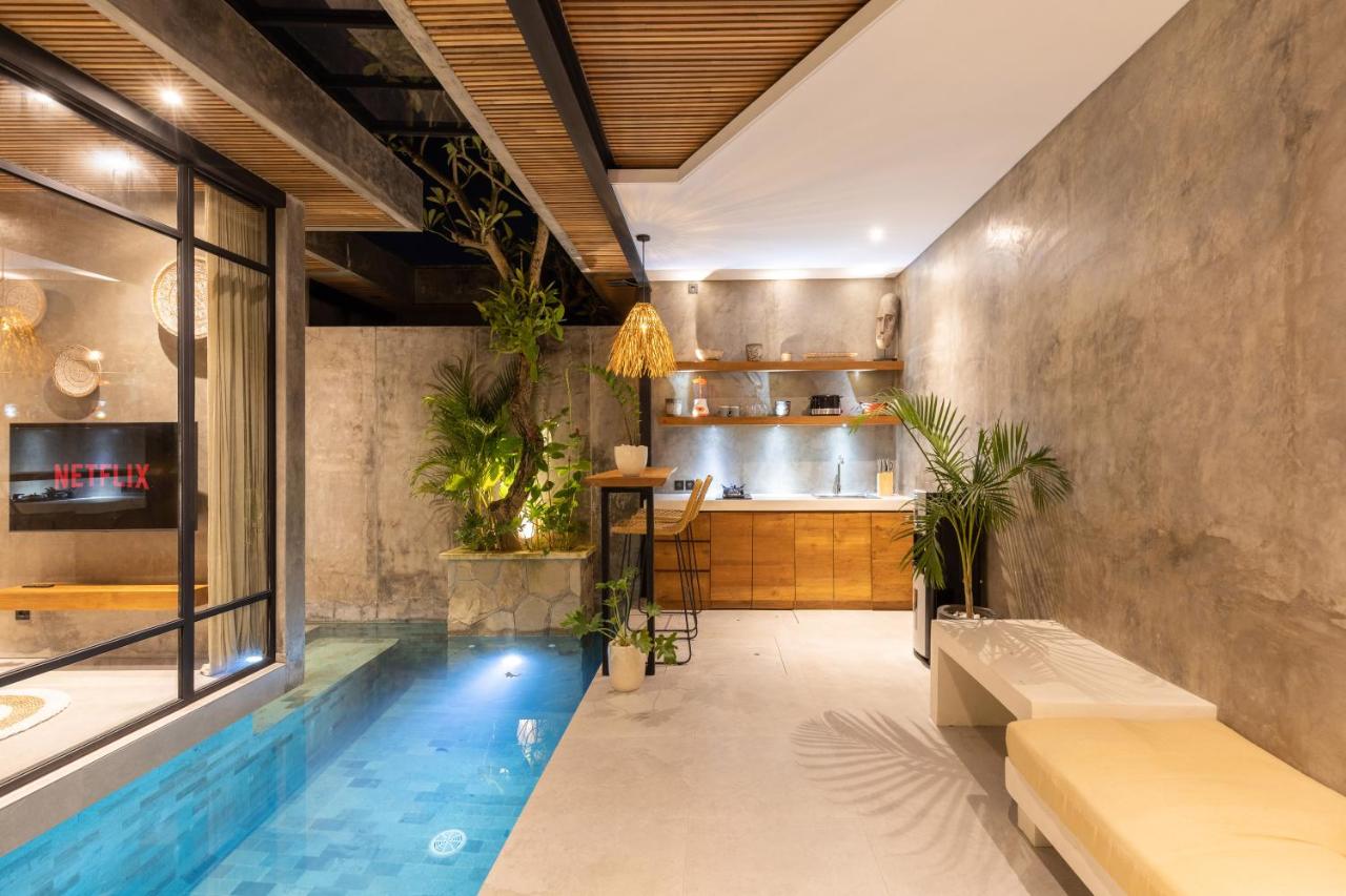 10 mins to beach - BRAND NEW 1 BD w/Pool + Netflix - 4