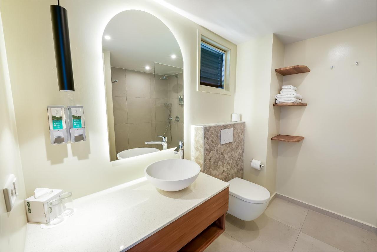LionsDive Beach Resort photo