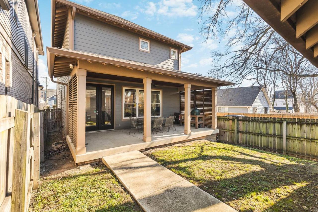 Walk to Broadway & Germantown Large House with Patio - 5