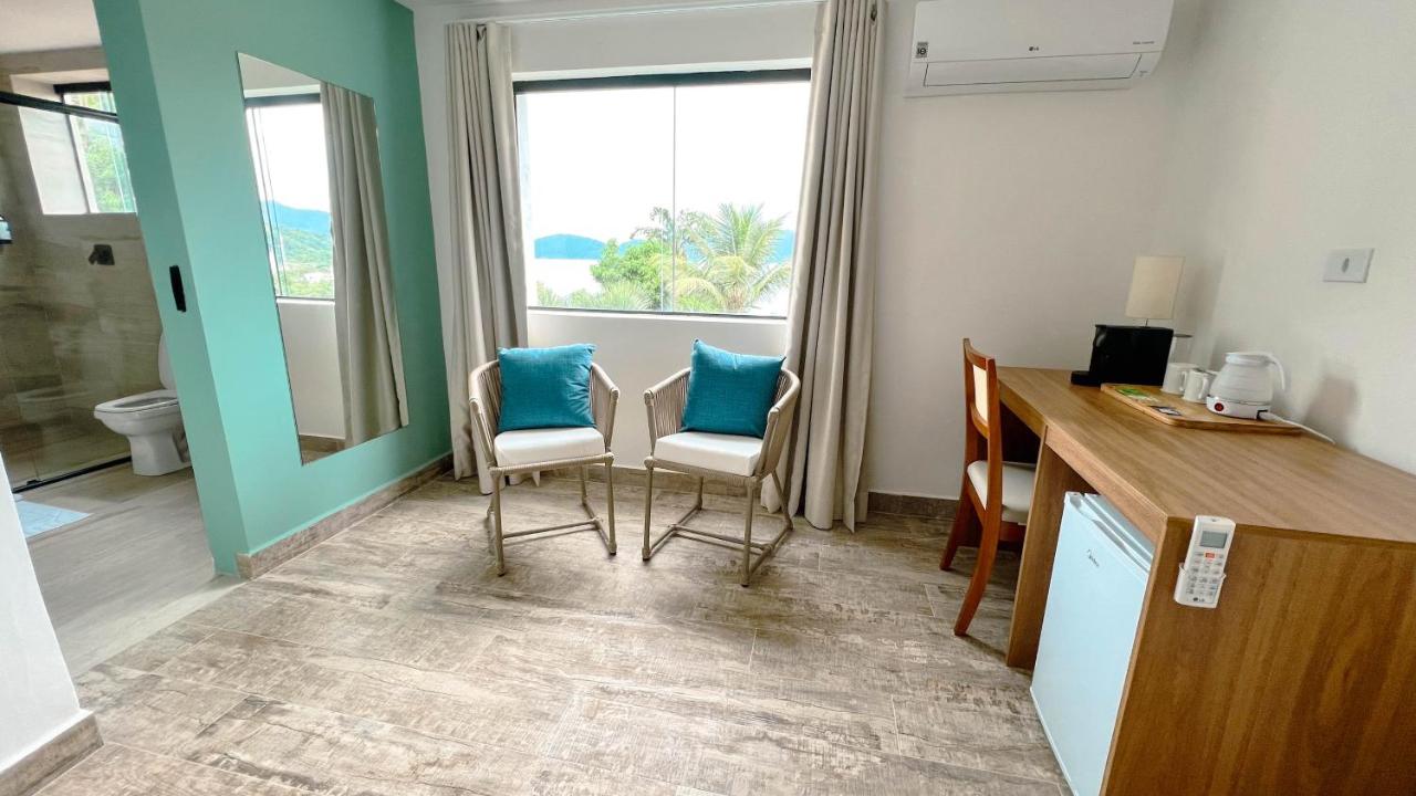 Catalina Hotel photo
