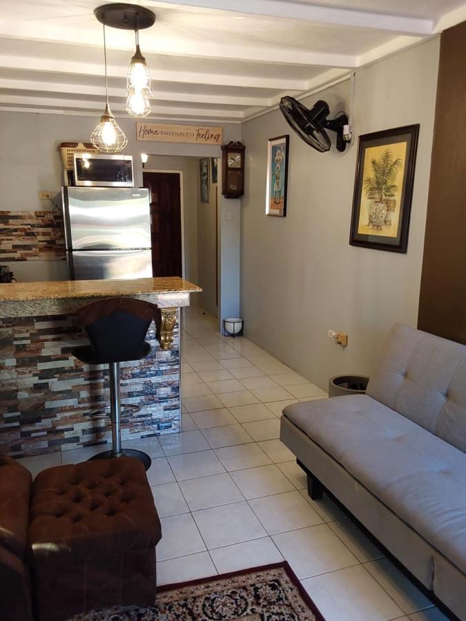 Zipcode Hideaway Guesthouse - 4