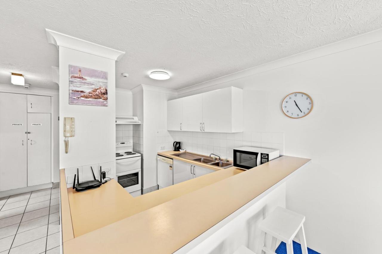 Burleigh Beach Tower photo
