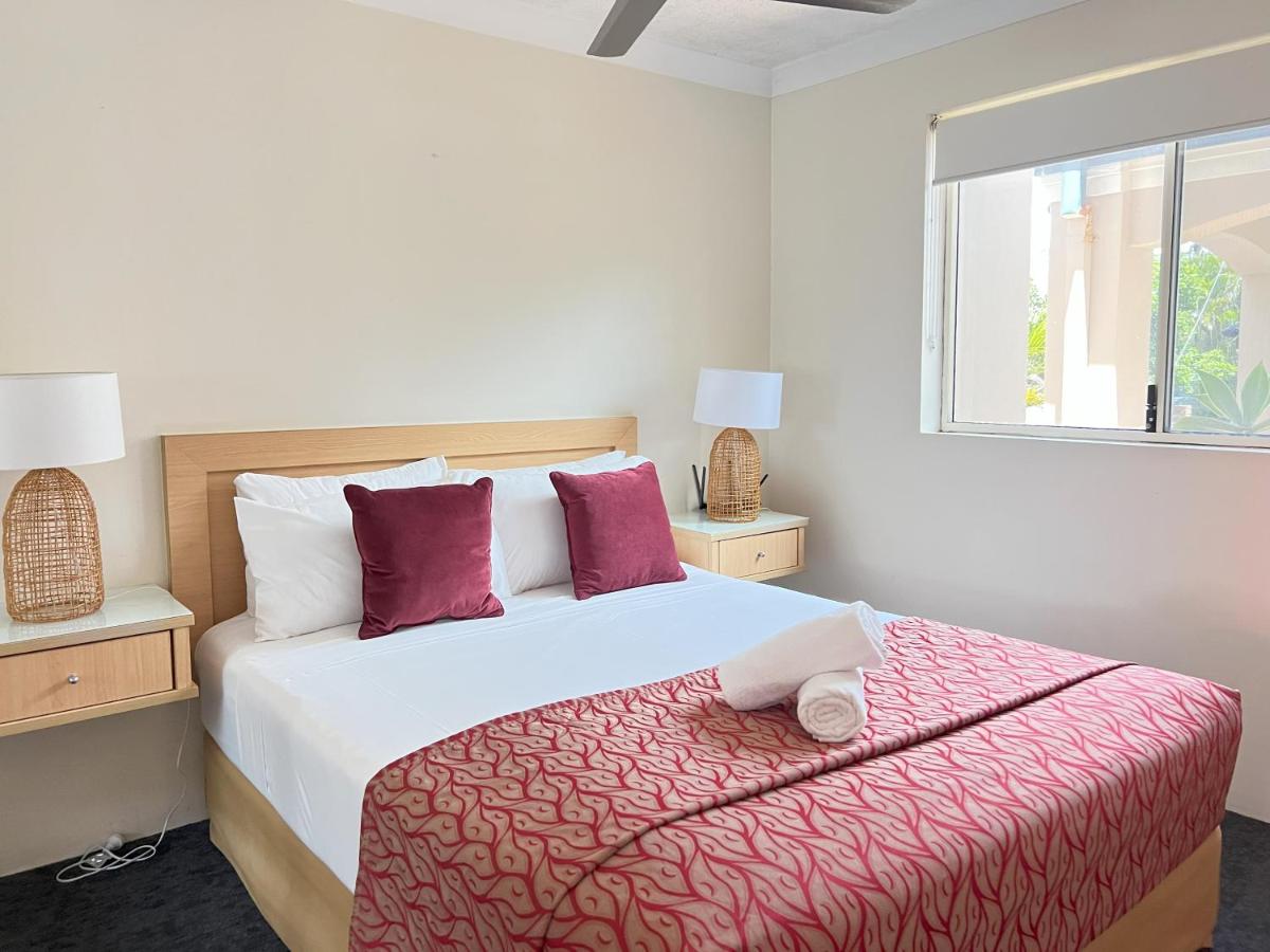 Montego Sands Resort photo