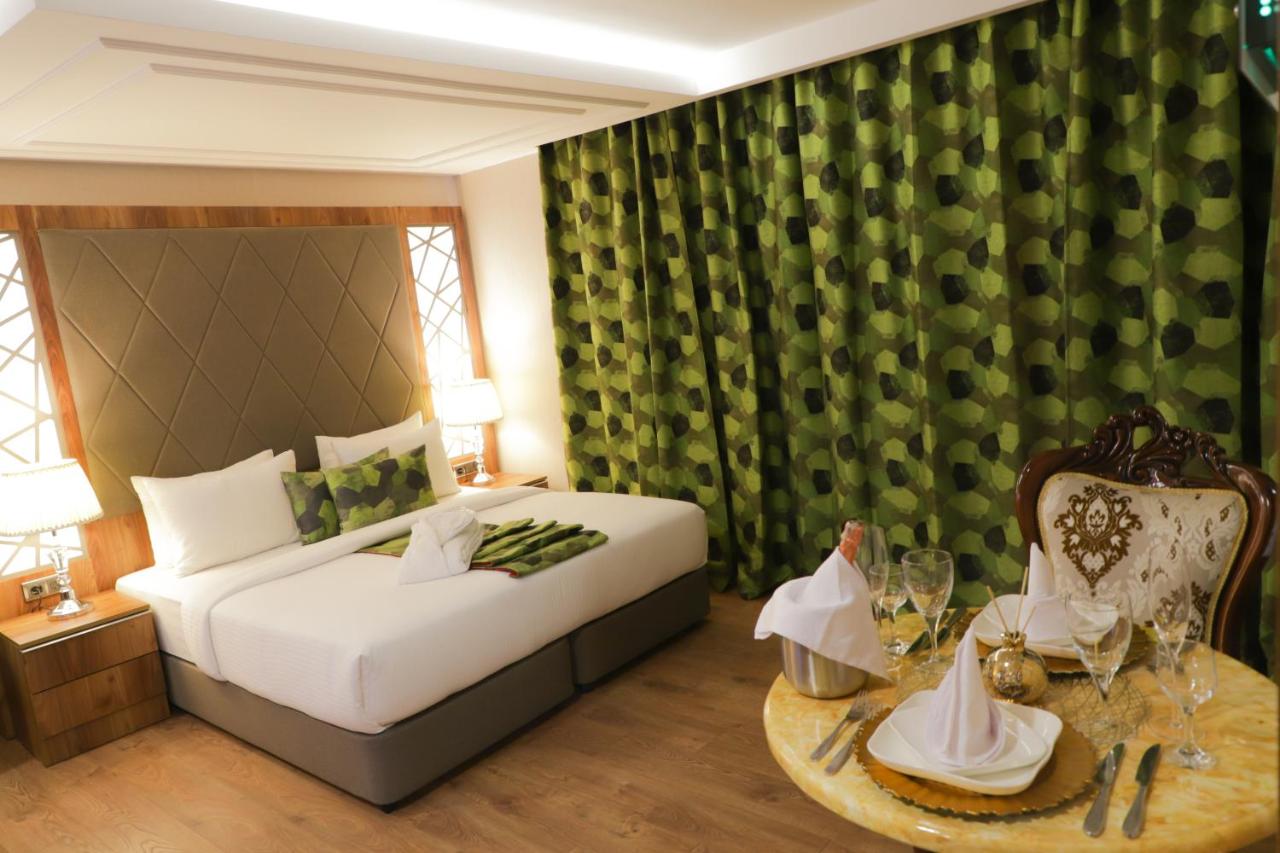 UNITED HOTEL INTERNATIONAL photo