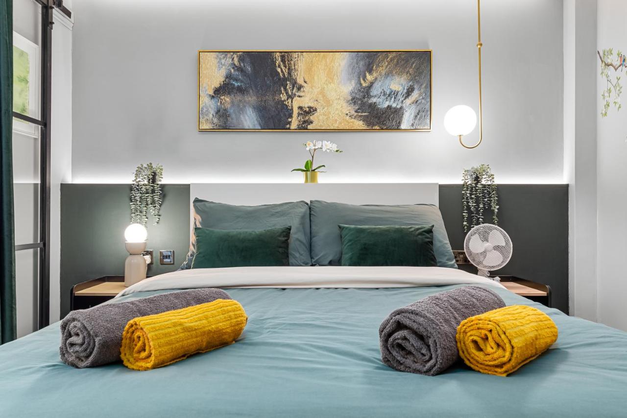 Stylish, Fully Equipped Central Apartment beside Hyde Park