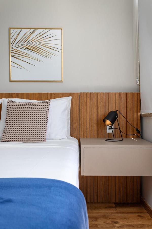 Conforto em Copacabana - 150m da praia - NSC1203 Z3 - 2