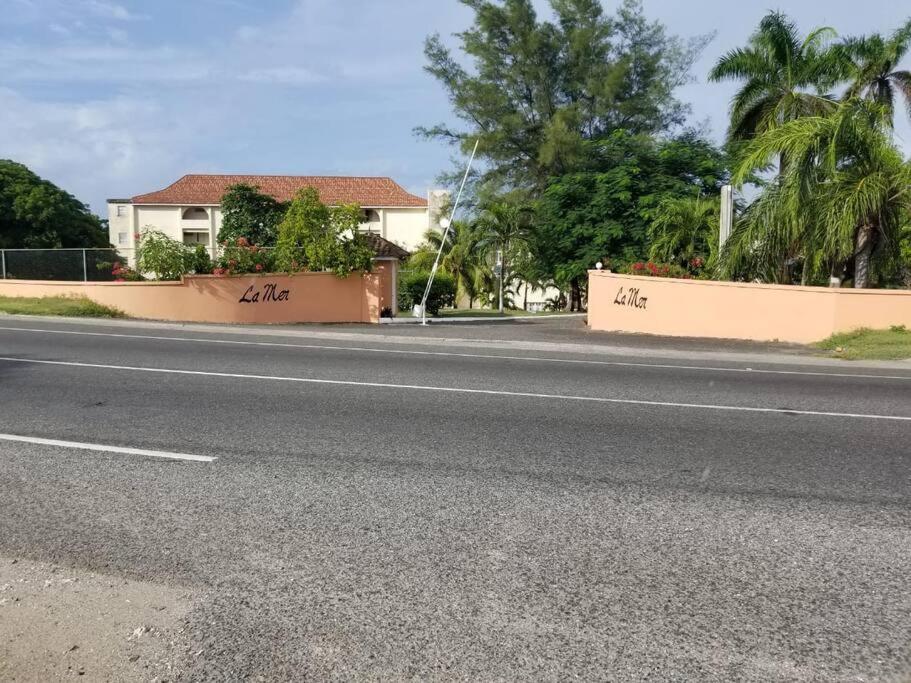 Tower Isles Condo with sea views - 2