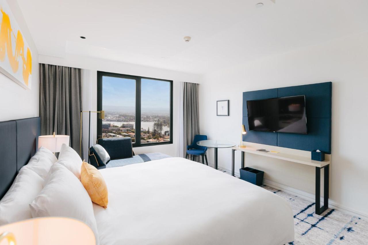 voco Gold Coast, an IHG Hotel photo