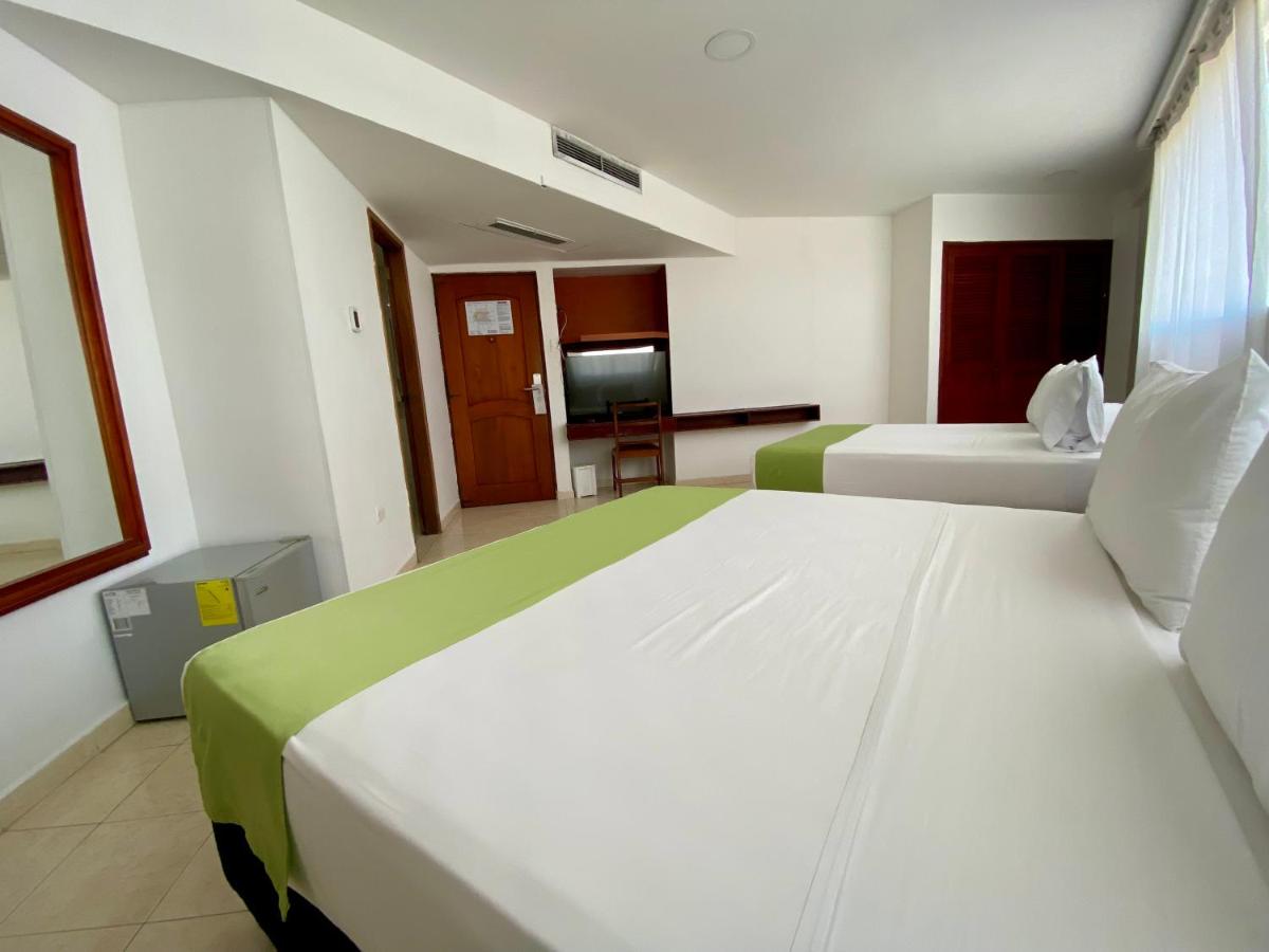 Hotel Dorado Plaza Bocagrande photo