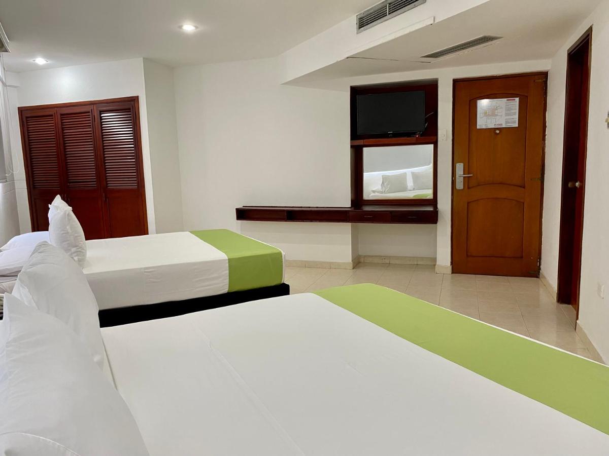 Hotel Dorado Plaza Bocagrande photo