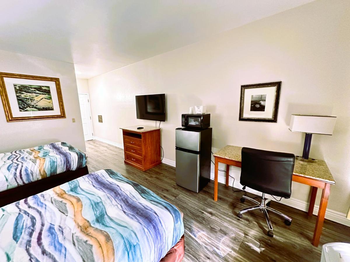 Americana Inn HOTEL — photo 14