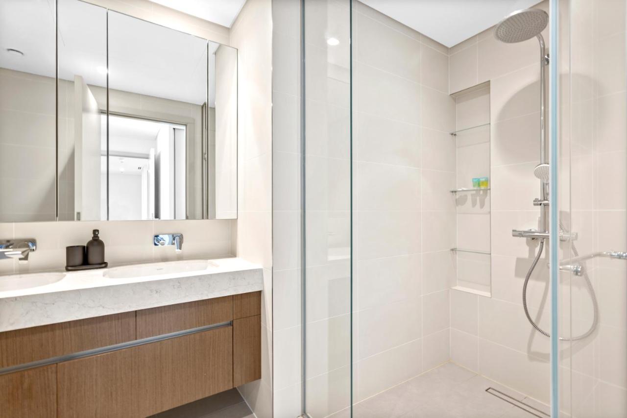 Palm View Paradise 3 bed apartment w private beach - 3