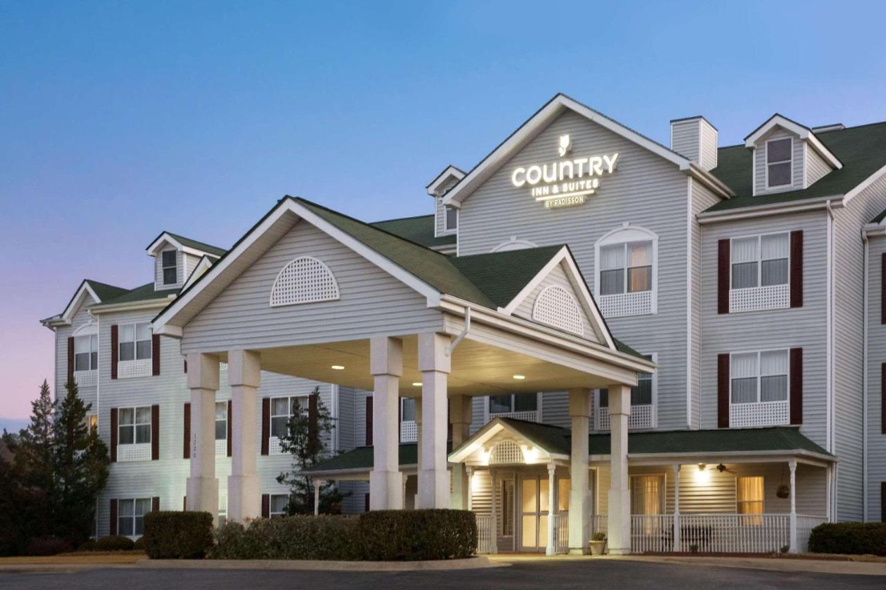 Country Court Motel — photo 1