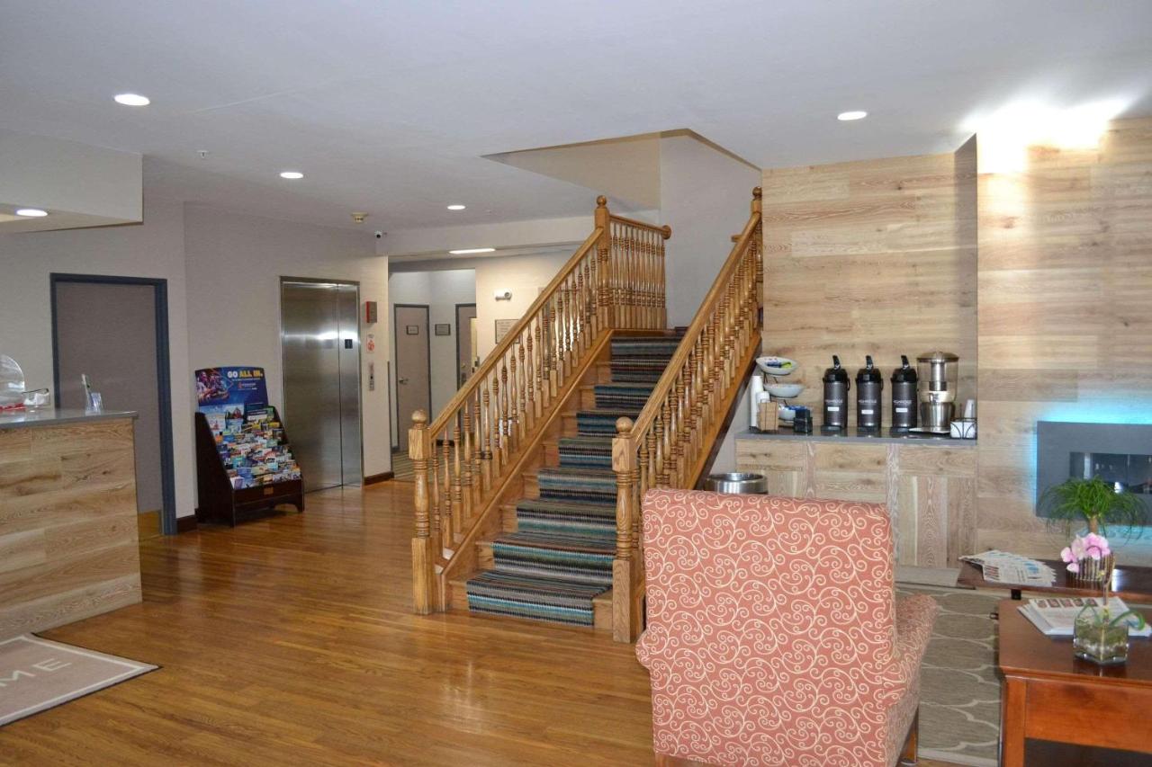 Hollywood Inn & Suites — photo 8