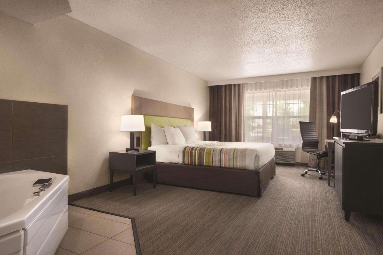 Country Inn — photo 18