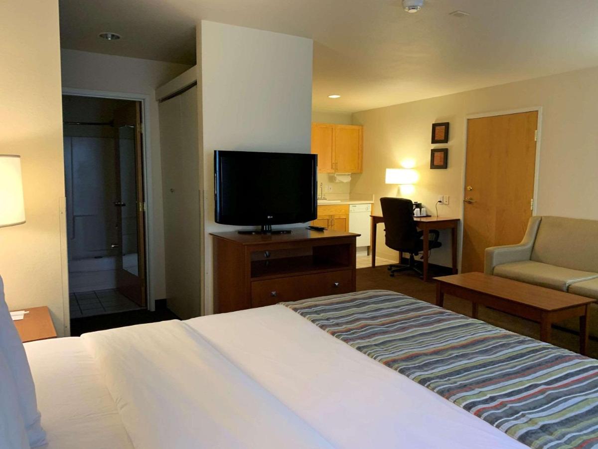 Country Inn — photo 14