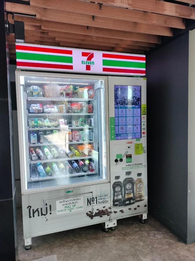 Ceil by Sansiri BTS Ekamai Shuttle to BTS Ekamai , Gateway mall , Major Cineplex mid city. Great place to explore bangkok - 2