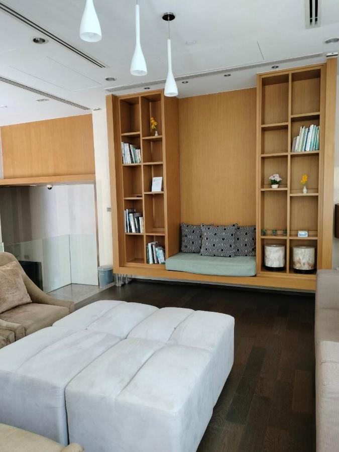 Ceil by Sansiri BTS Ekamai Shuttle to BTS Ekamai , Gateway mall , Major Cineplex mid city. Great place to explore bangkok - 4