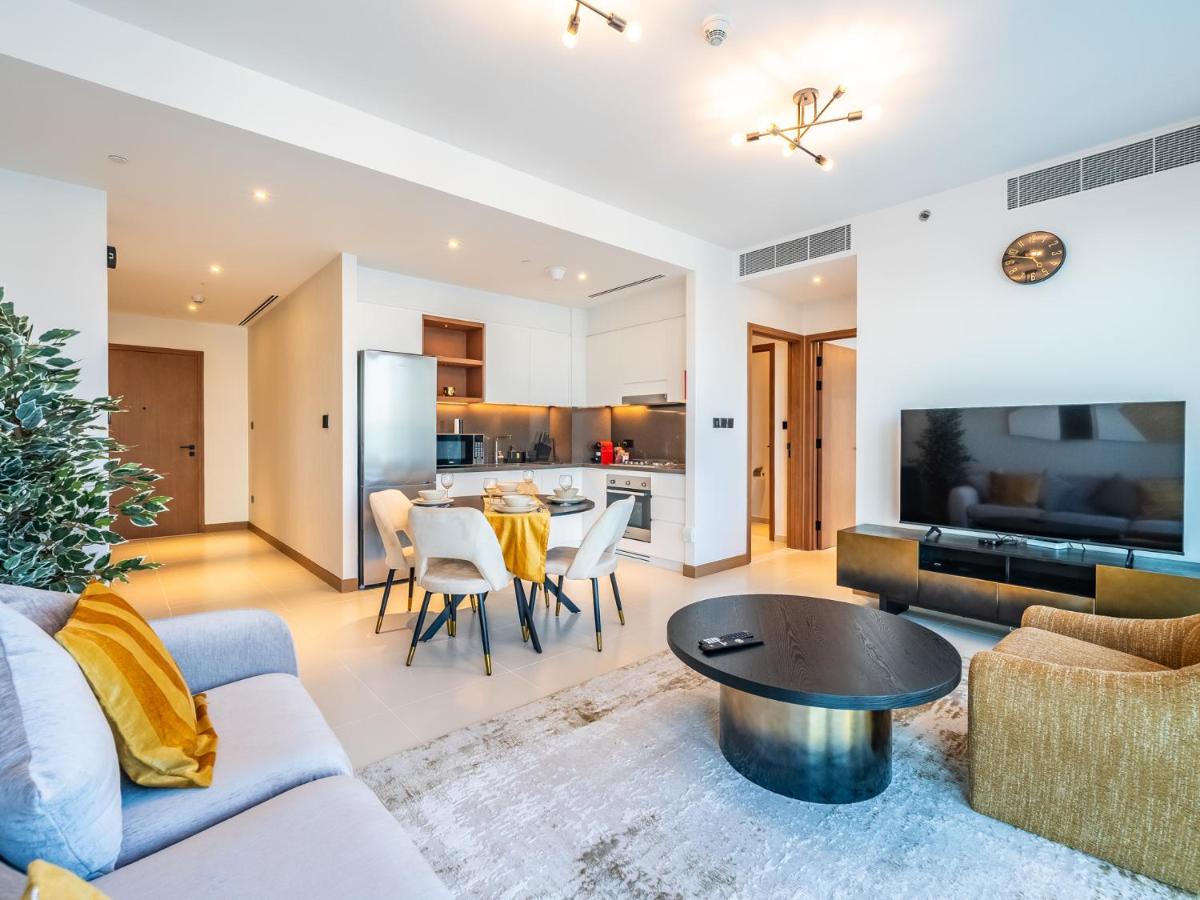 Vida Dubai Marina-1BR Retreat-Cityscape