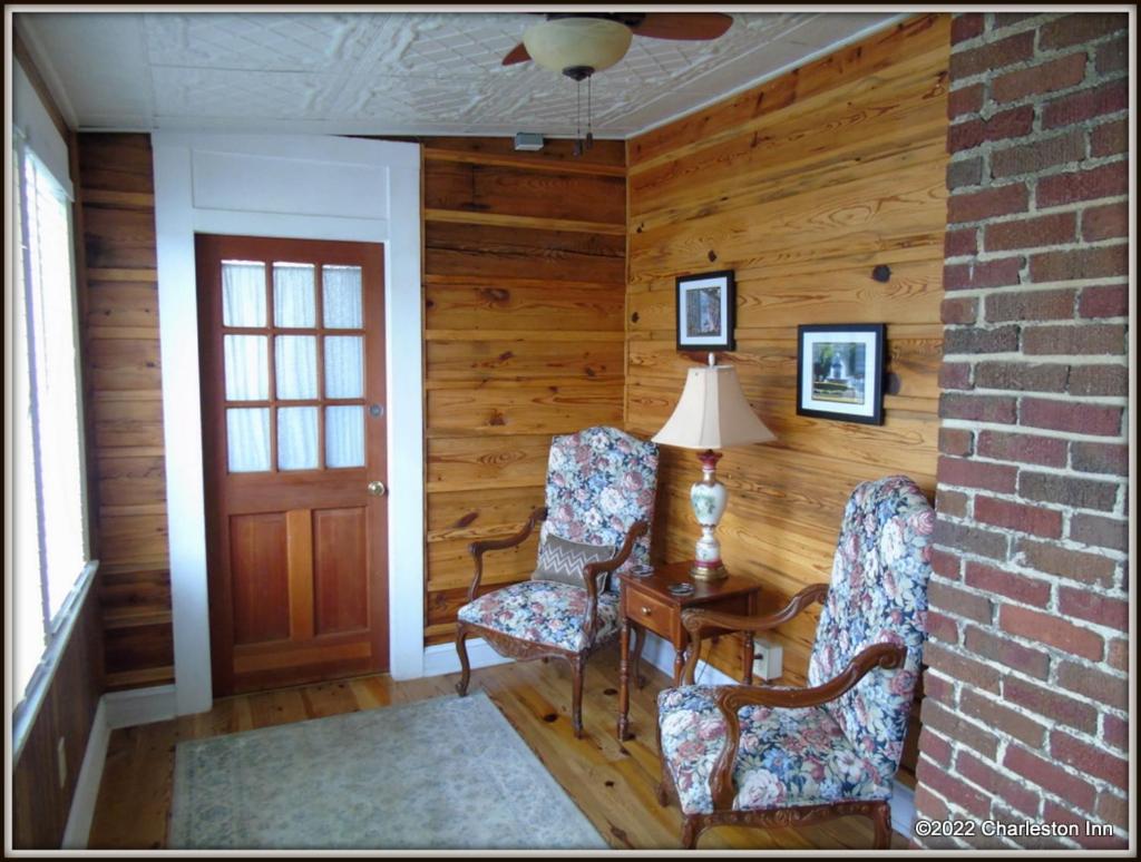 The Charleston Inn Hendersonville NC — photo 20