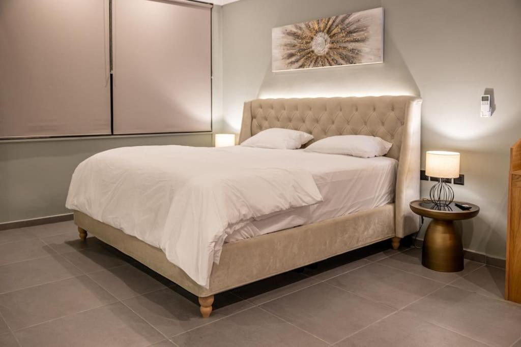 Smaragdi Luxury Jacuzzi Apartment Noho Premium Living - 5