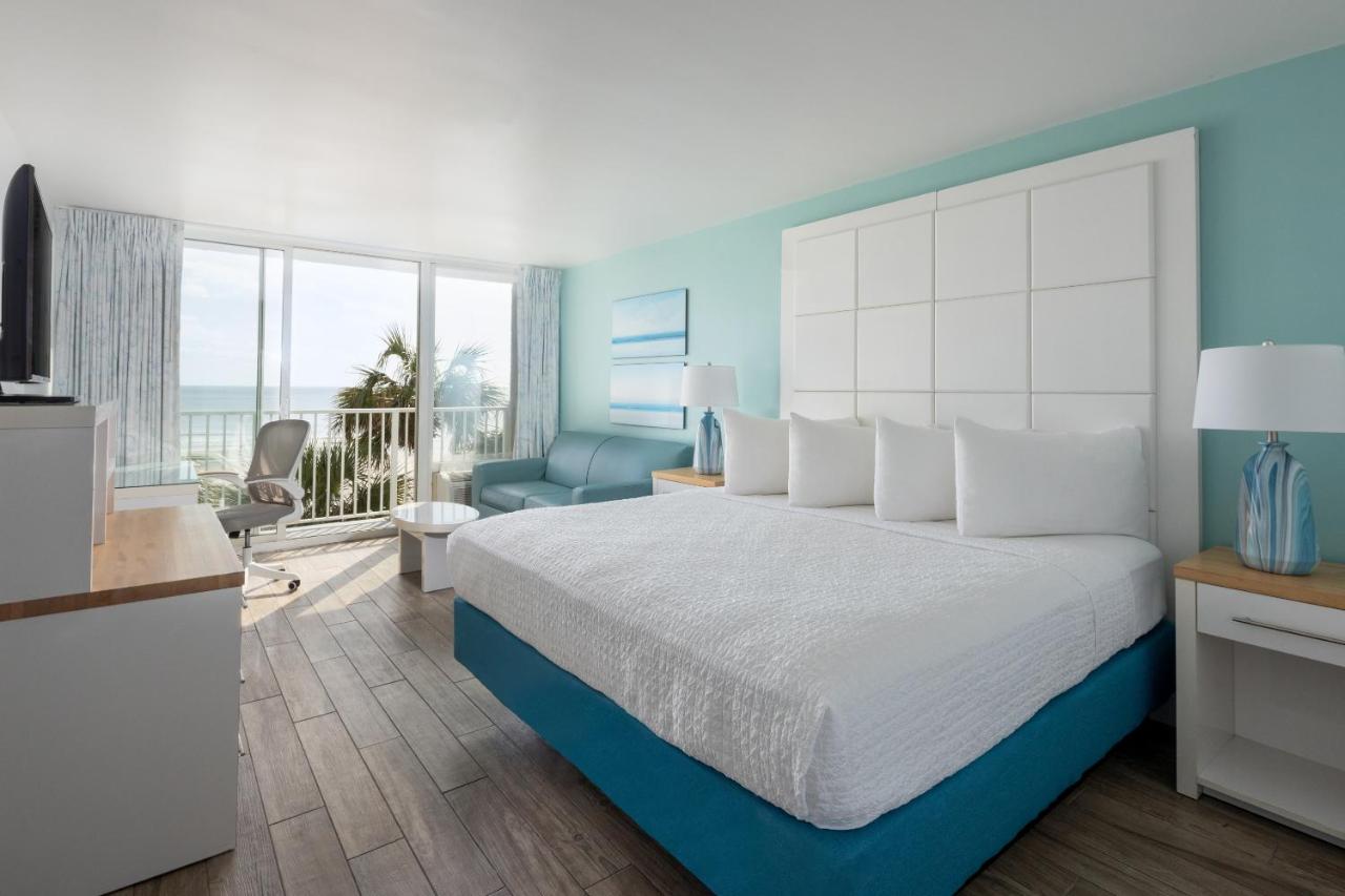 Tides Folly Beach, Charleston's Oceanfront Hotel — photo 14