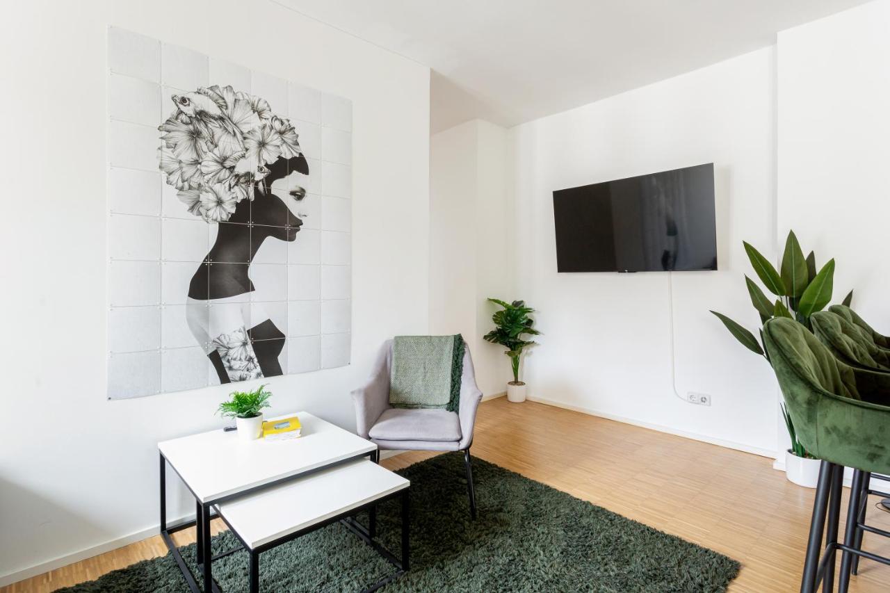 Global Living - Design Apartment I Central I Smart-TV I Kitchen I Berlin - 5
