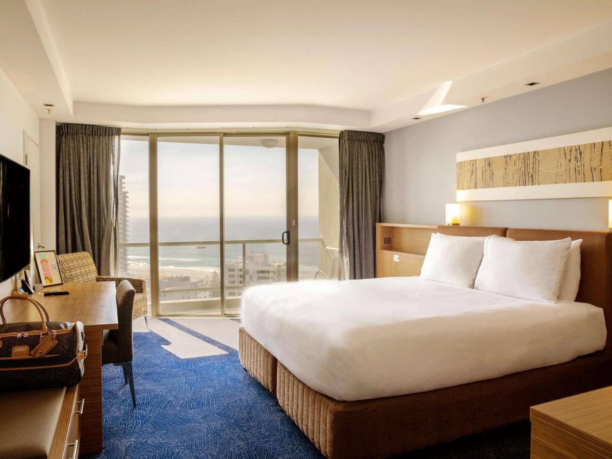 Sofitel Gold Coast Broadbeach photo