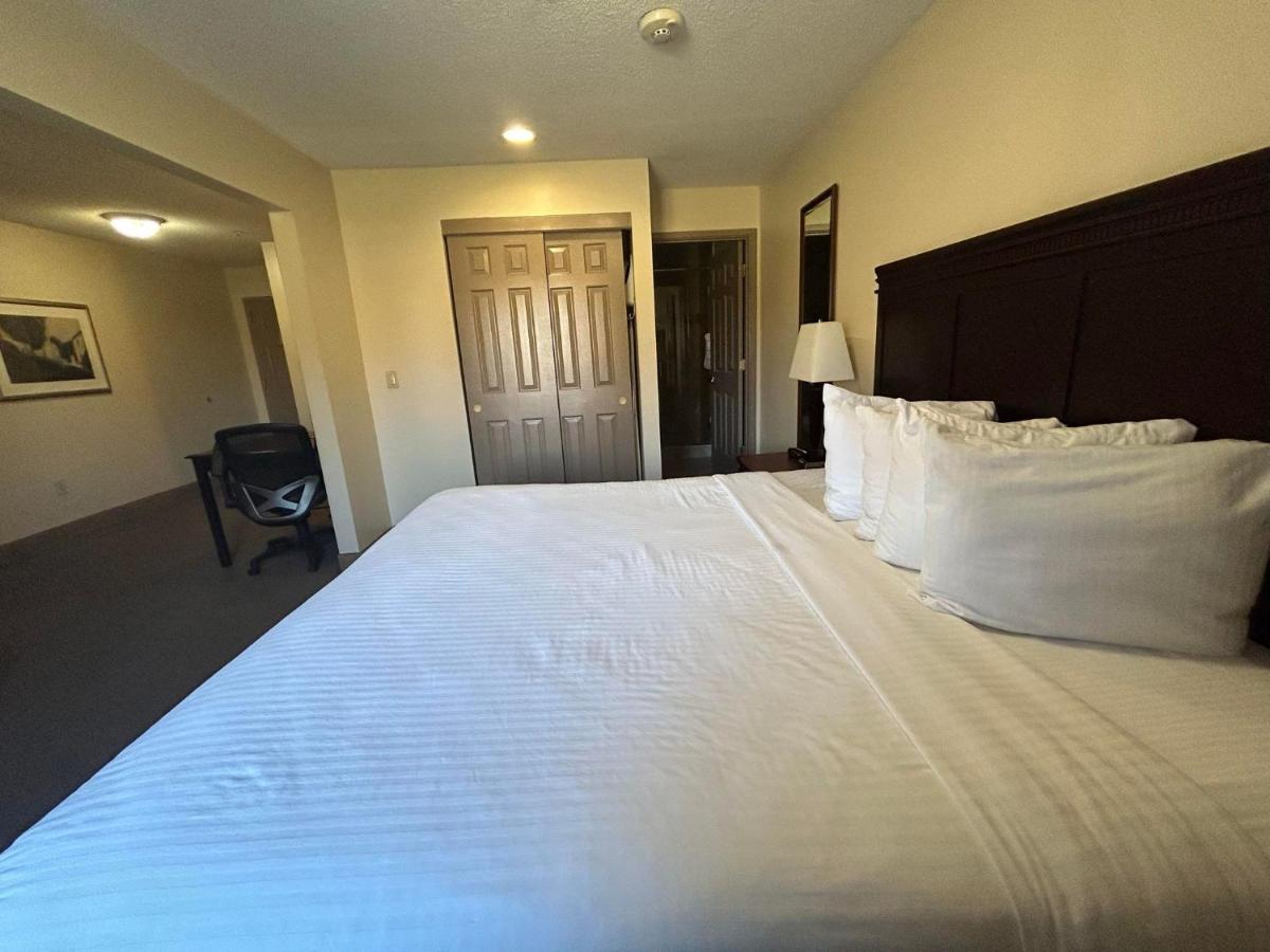 Ashley Quarters Hotel Airport-Cincinnati — photo 13