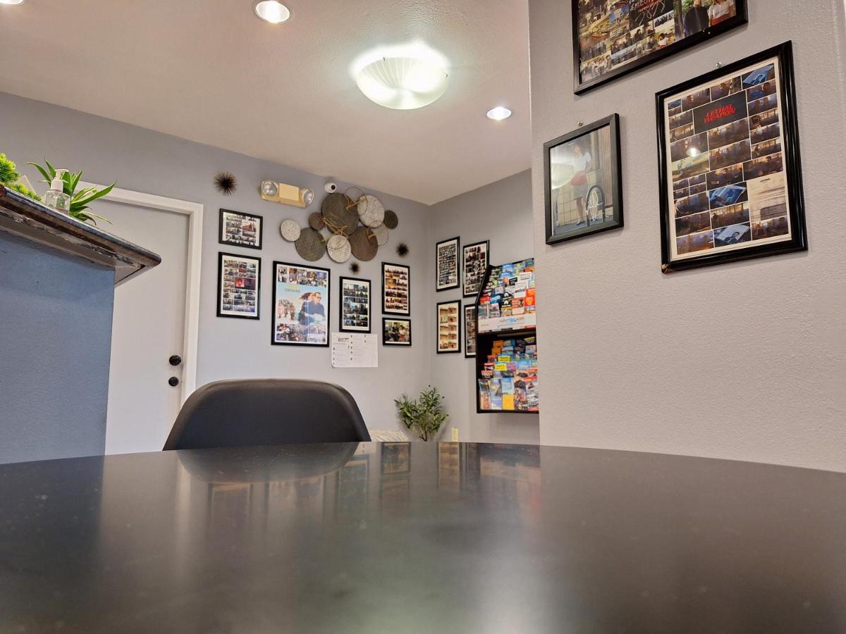 Portofino Inn Burbank — photo 18